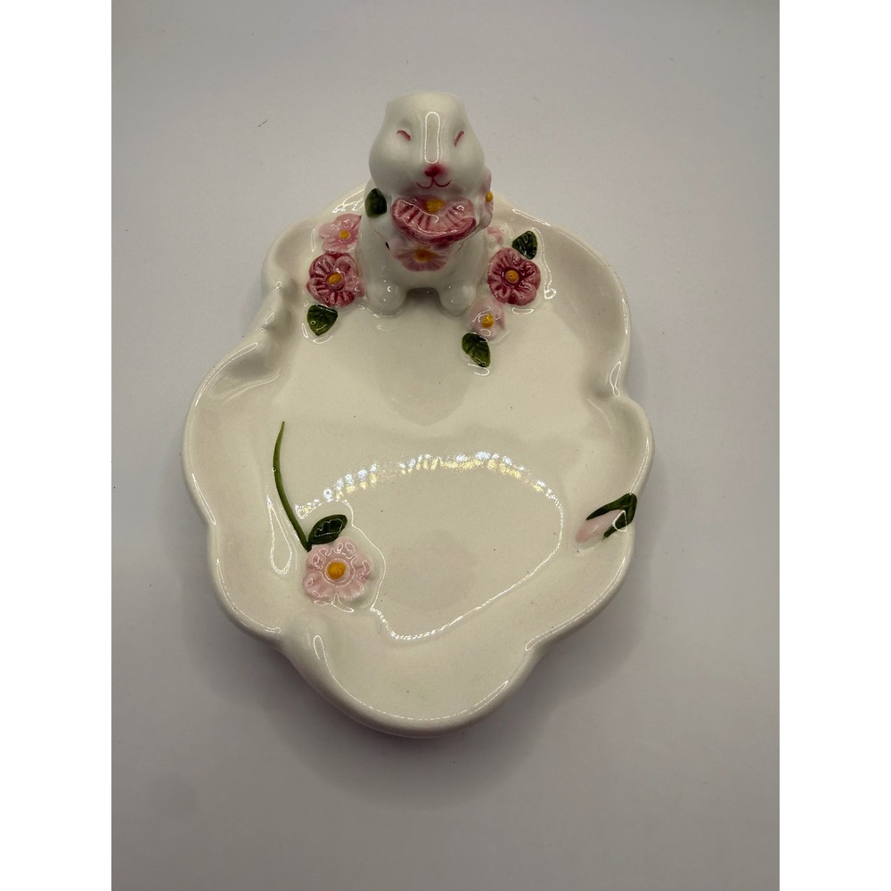 Vintage Avon Bunny Ceramic Trinket Dish White Rabbit Floral Jewelry Tray NEW